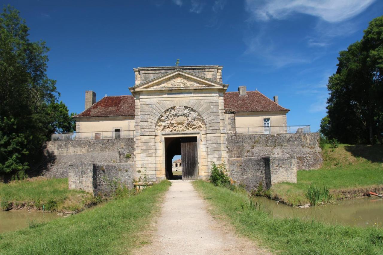 Domaine De Ludeye Hotel Listrac-Médoc Exterior foto